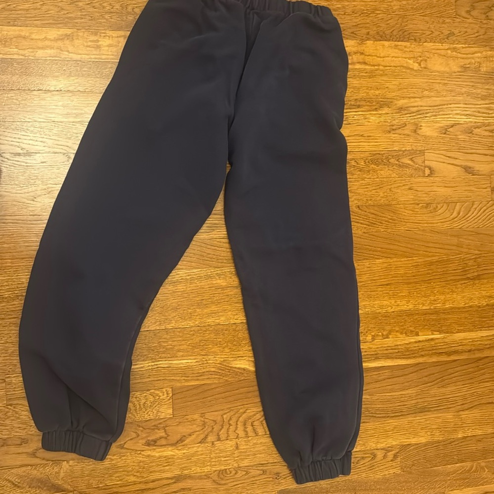 Brandy Melville Rosa Sweatpants